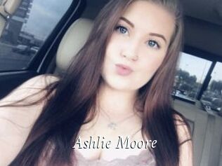 Ashlie_Moore