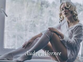 Audrey_Hornee