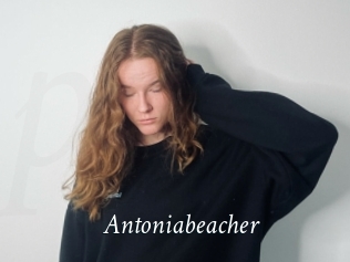 Antoniabeacher