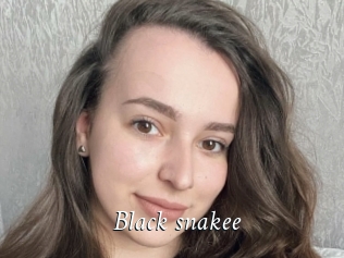 Black_snakee
