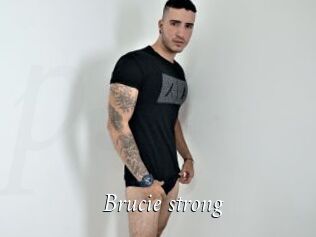Brucie_strong