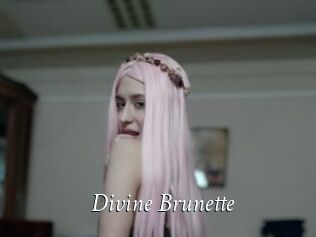 Divine_Brunette