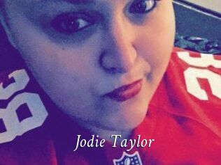 Jodie_Taylor
