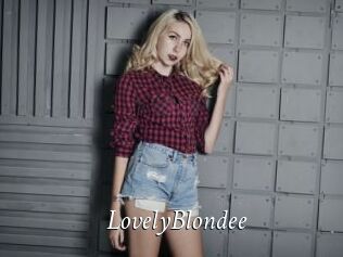 LovelyBlondee
