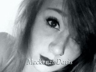 Mackenzie_Davis