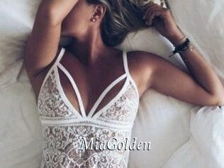 Mia_Golden