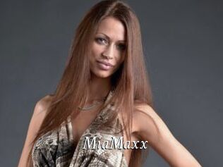 MiaMaxx