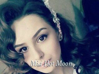 Mia_Hot_Moon