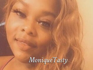 MoniqueTasty