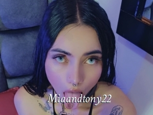 Miaandtony22