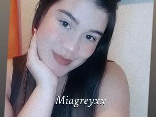 Miagreyxx
