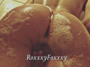 RoxxxyFoxxxy