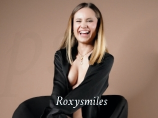 Roxysmiles