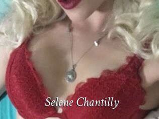 Selene_Chantilly