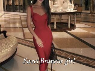 Sweet_Brunette_girl