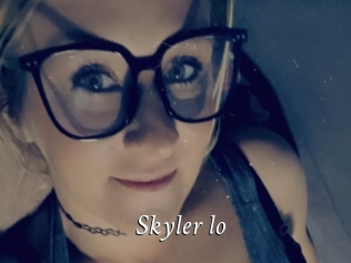 Skyler_lo