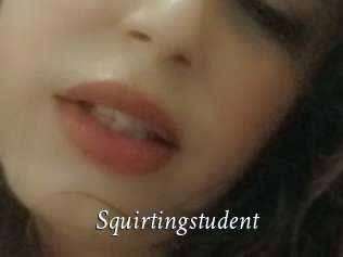 Squirtingstudent