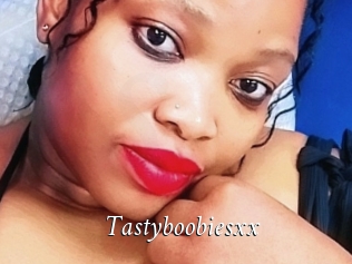 Tastyboobiesxx