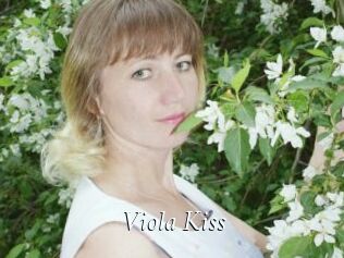 Viola_Kiss_
